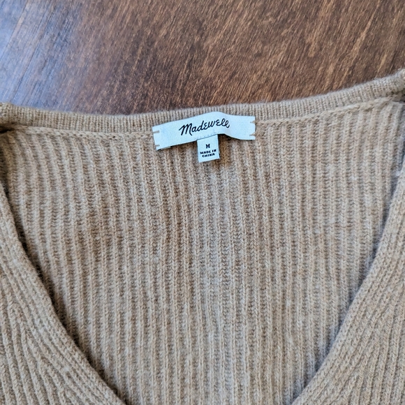 Madewell Tan V Neck Sweater Dress Size Medium - Picture 5 of 7